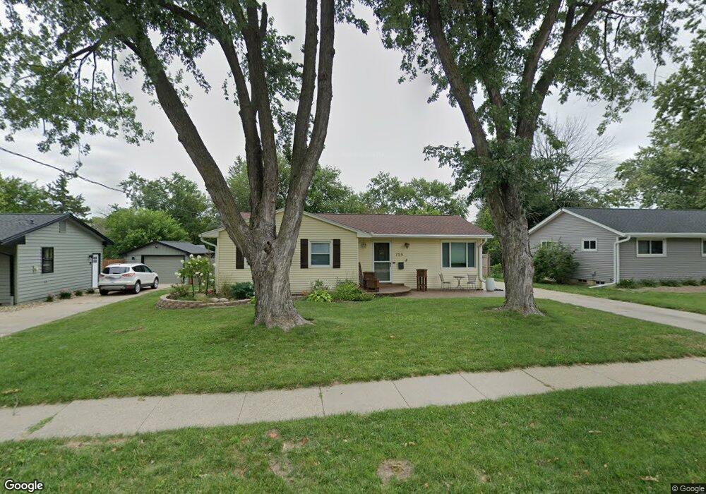 725 34th St, West Des Moines, IA 50265 - photo 1