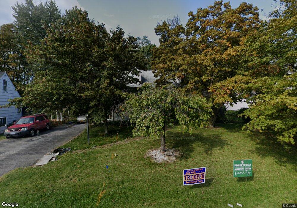 31 Sharon Dr, Poughkeepsie, NY 12603 - photo 1