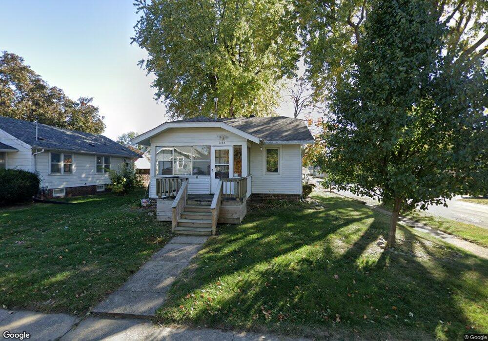 1003 N 5th Ave E, Newton, IA 50208 - photo 1