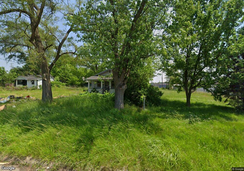 1116 Fulsom St, Flint, MI 48504 - photo 1