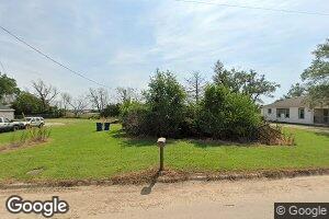 213 N 2nd St, Conway Springs, KS 67031
