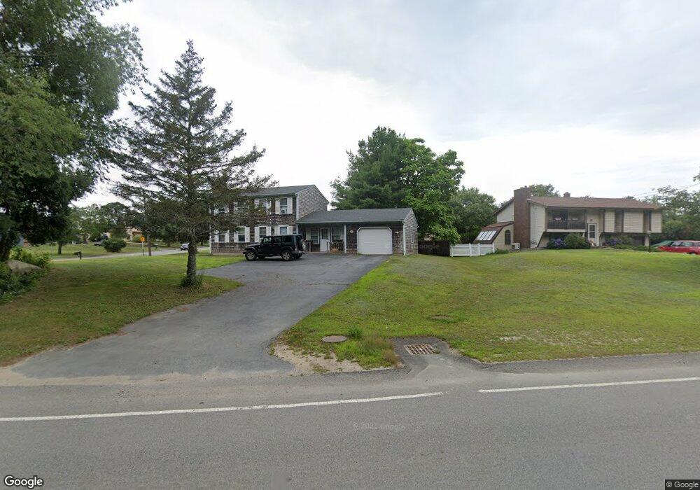 652 Chase Rd, North Dartmouth, MA 02747 - photo 1