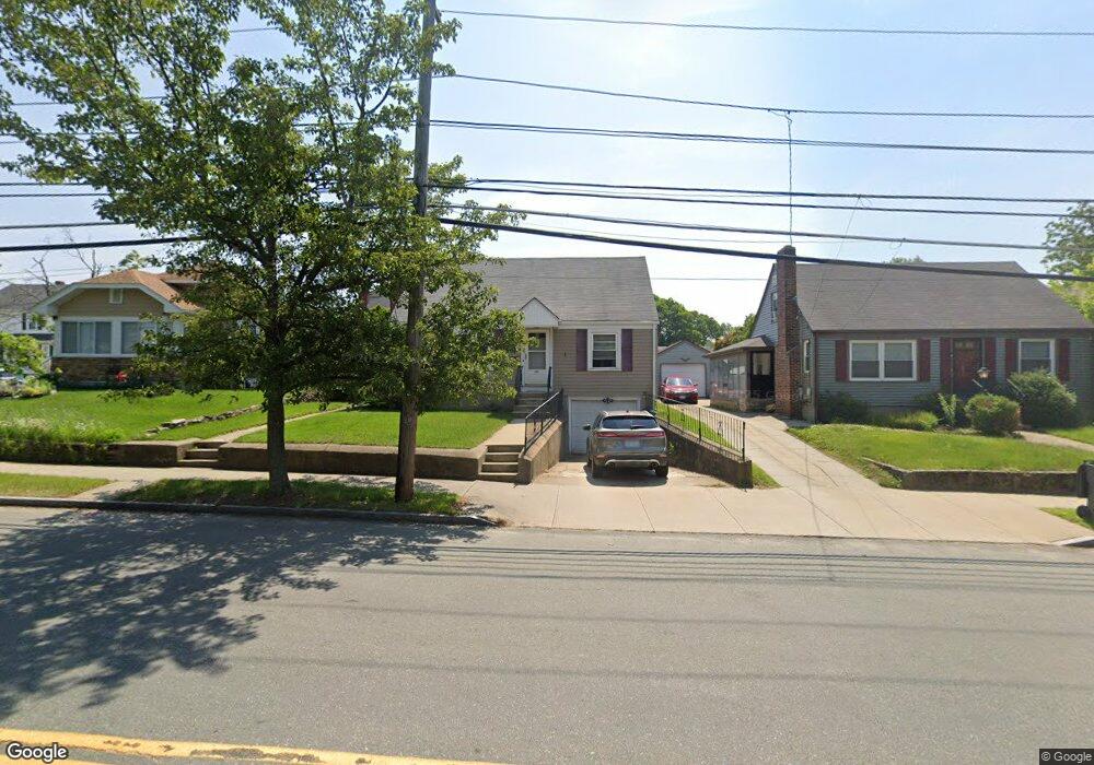 808 Pontiac Ave, Cranston, RI 02910 - photo 1