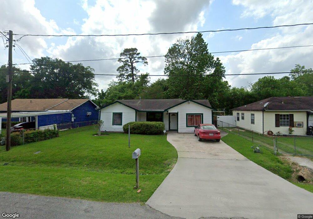 10413 Onslow St, Houston, TX 77016 - photo 1