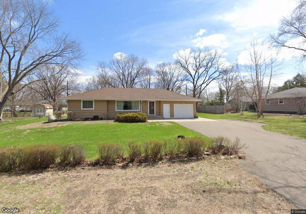 3635 Therese St, Wayzata, MN 55391 - photo 1