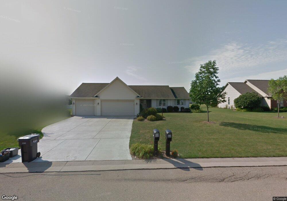 W5819 Sweet William Dr, Appleton, WI 54915 - photo 1