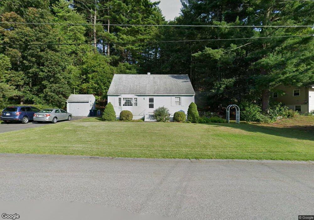 10 Greenock Ln, Nashua, NH 03062 - photo 1