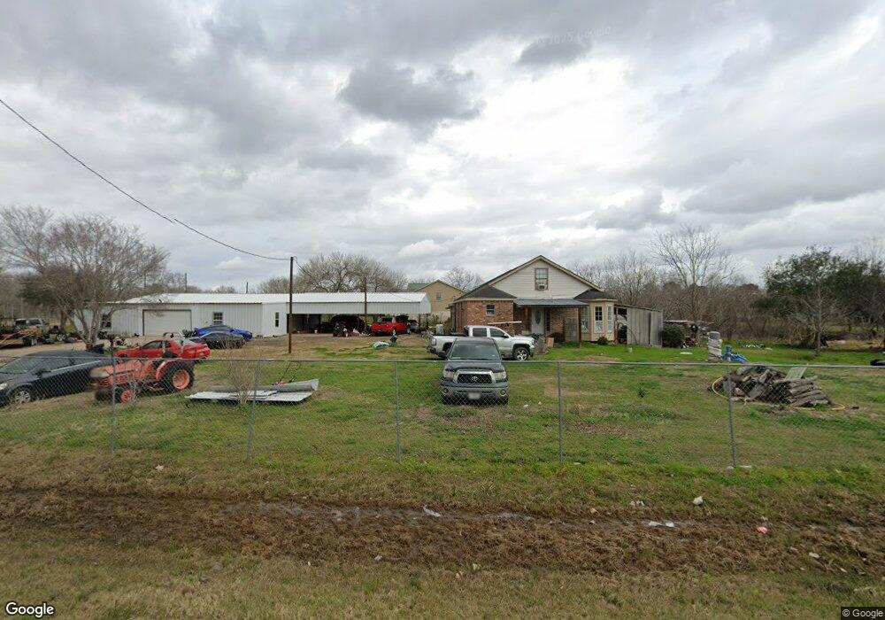 8315 Pesek Ln, Needville, TX 77461 - photo 1