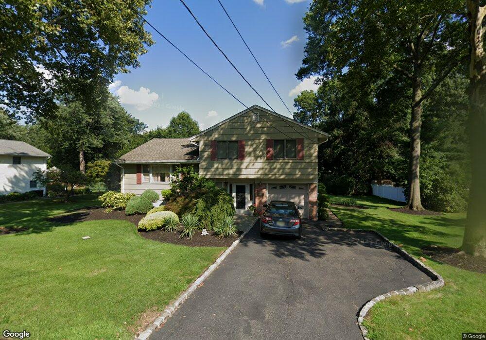 409 Briarwood Ln, Northvale, NJ 07647 - photo 1