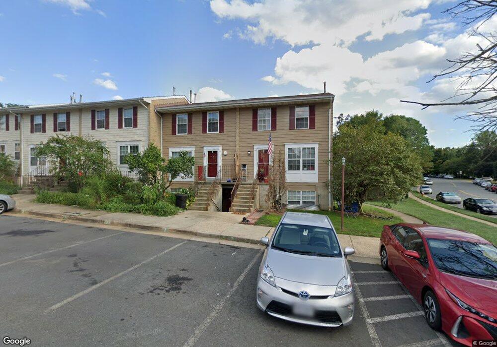 9499 Linden Leaf Ct unit 3, Fairfax, VA 22031 - photo 1