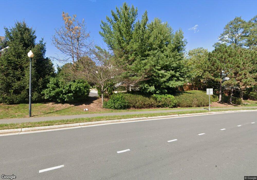 20624 Glenmere Square, Sterling, VA 20165 - photo 1