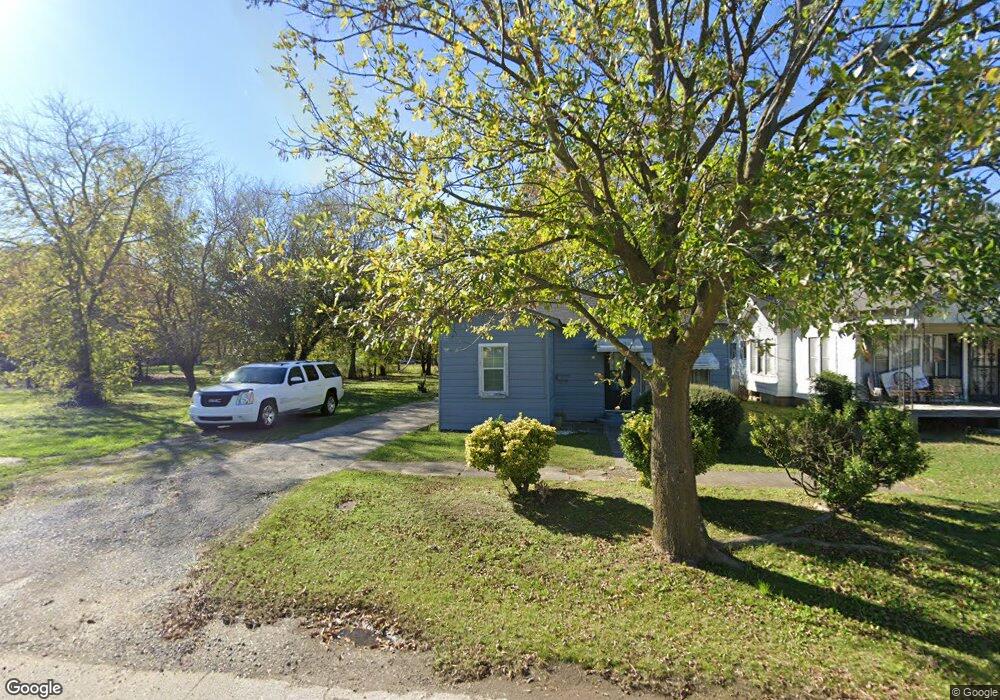 709 N Porter St, Stuttgart, AR 72160 - photo 1