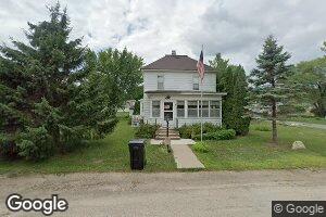 396 2nd St NE, New Albin, IA 52160