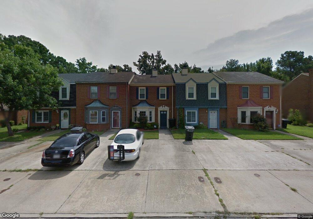 5679 Rivermill Cir, Portsmouth, VA 23703 - photo 1