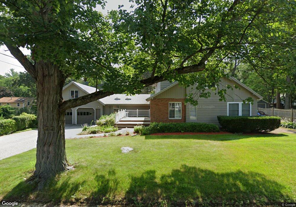 28 Dobson St, Wilmington, MA 01887 - photo 1