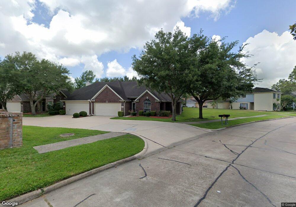 1521 Sun Meadow Blvd, Friendswood, TX 77546 - photo 1