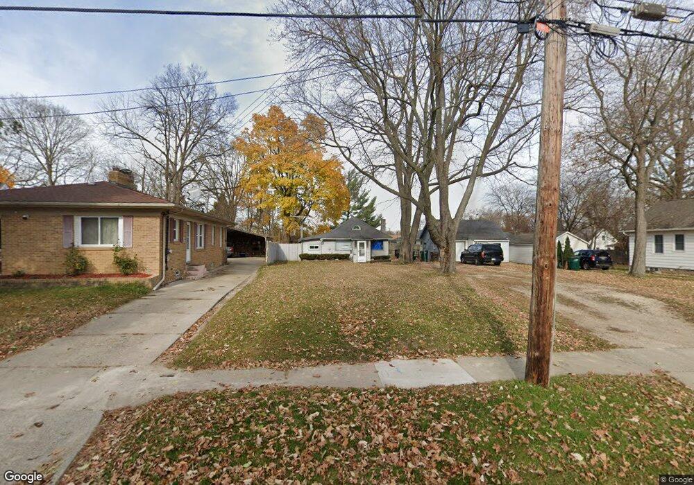 567 Tisdale Ave, Lansing, MI 48910 - photo 1
