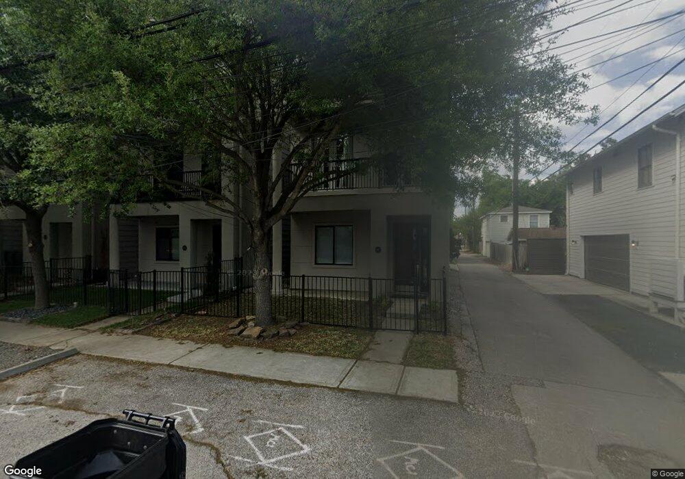 621 W 8th St unit B, Houston, TX 77007 - photo 1