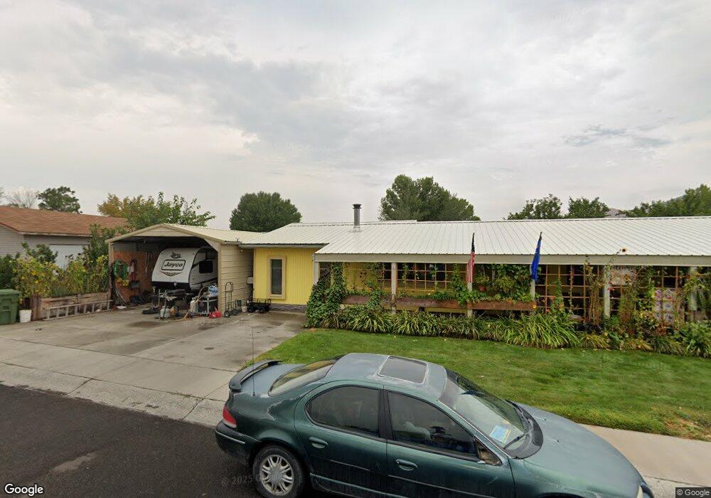 608 Oreana St, Winnemucca, NV 89445 - photo 1