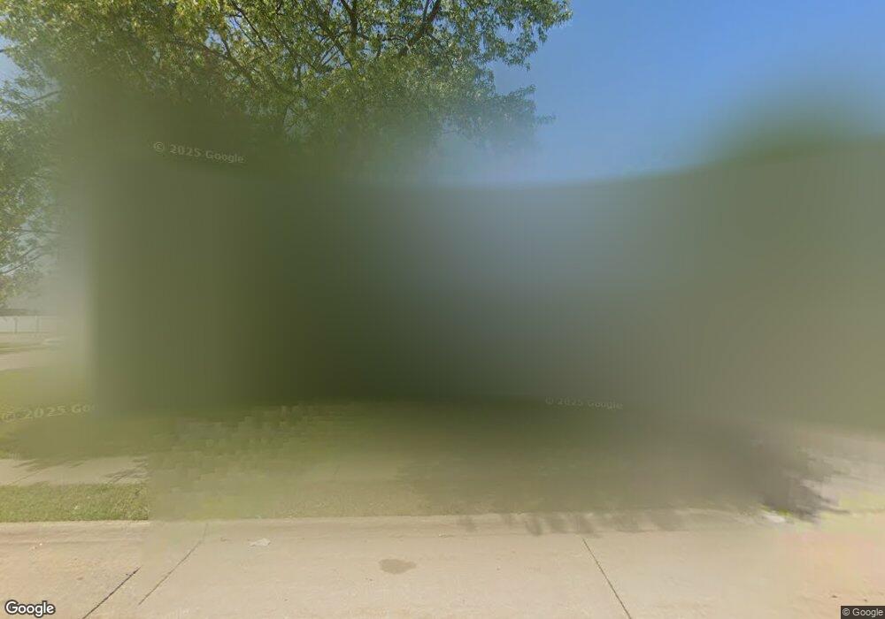 4010 N Pine St, Davenport, IA 52806 - photo 1