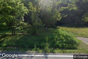 2995 New River Rd, Hinton, WV 25951