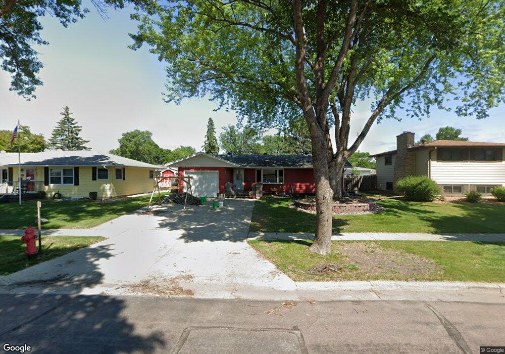 3113 9th St N, Fargo, ND 58102 - photo 1