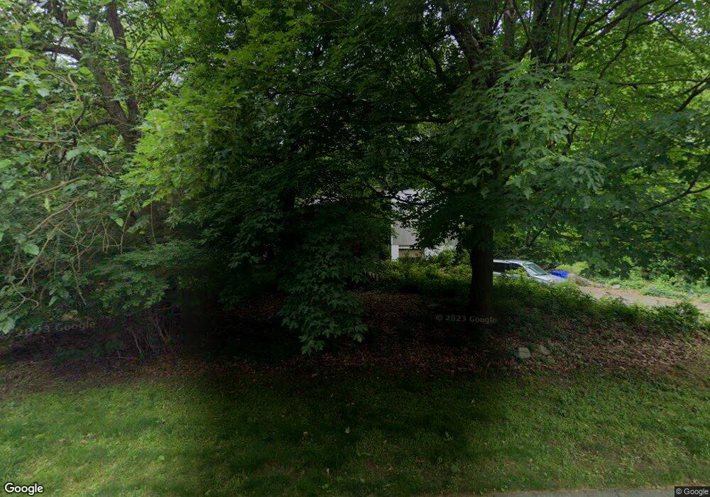 15 Wayfaring Rd, Norwalk, CT 06851 - photo 1