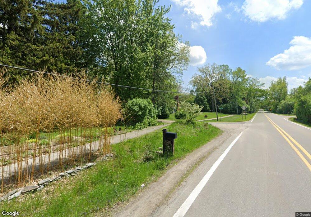 2720 Acorn Rd, Bloomfield Hills, MI 48302 - photo 1