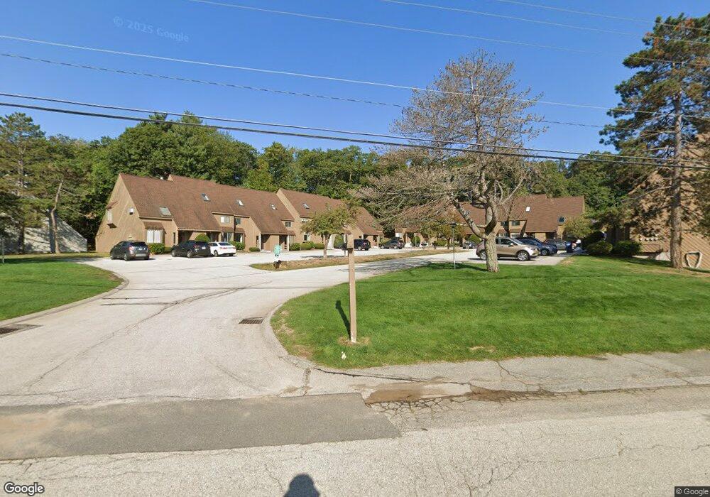 20 Clinton Ct, MerriMacK, NH 03054 - photo 1