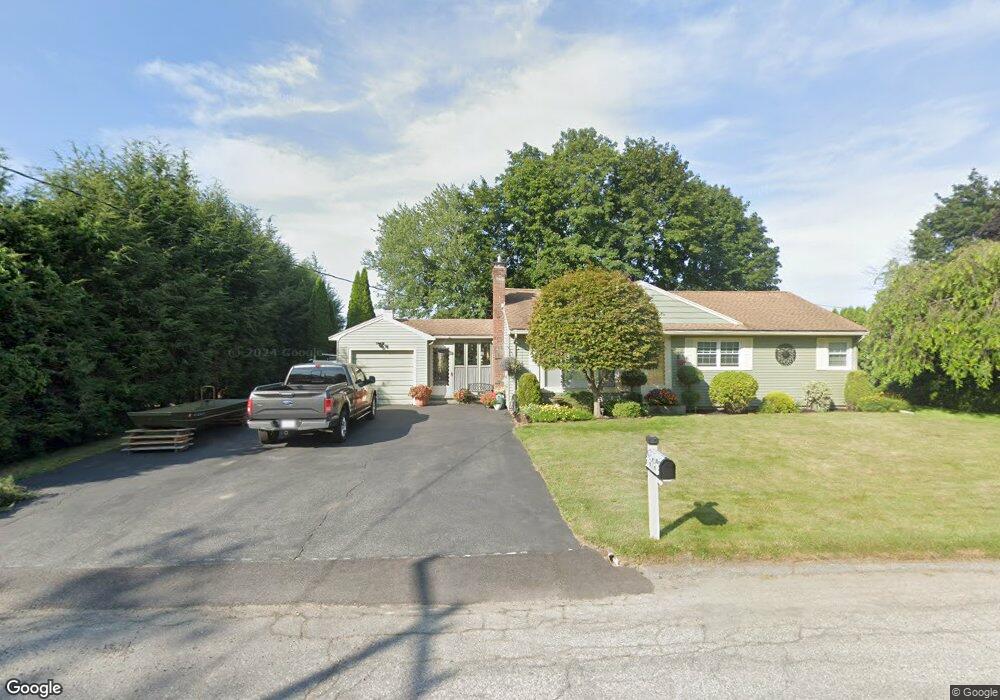 6 Ike St, Cumberland, RI 02864 - photo 1