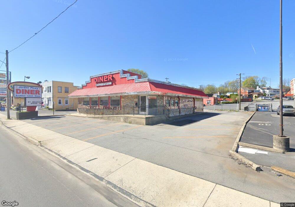 1162 Macarthur Rd, Whitehall, PA 18052 - photo 1