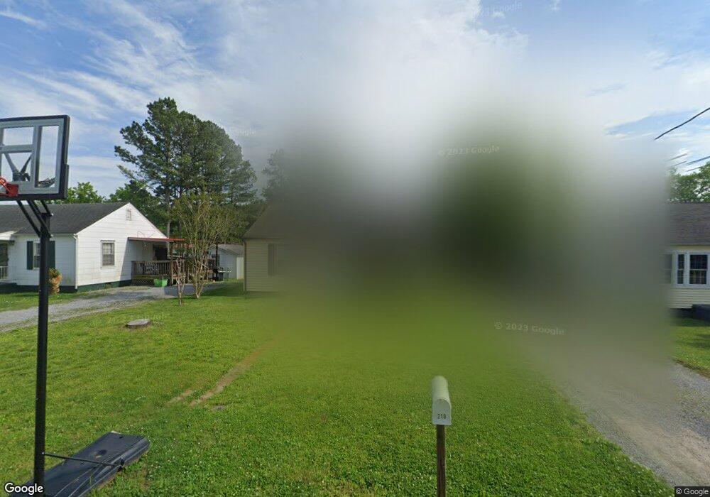 210 Edgemont Dr, Shelbyville, TN 37160 - photo 1