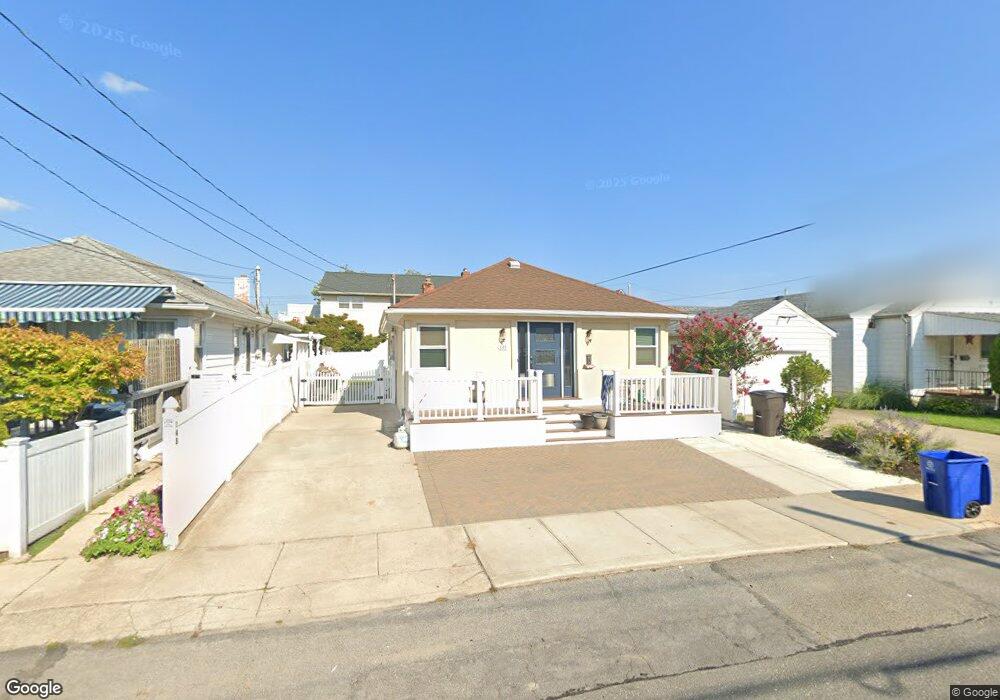 148 Bermuda St, Atlantic Beach, NY 11509 - photo 1