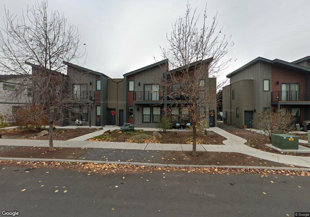 2590 NW Elm Ave, Redmond, OR 97756 - photo 1