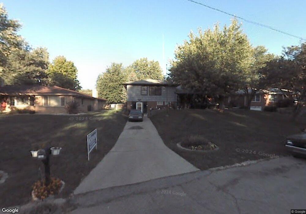 902 Shellbark Rd, Anderson, IN 46011 - photo 1