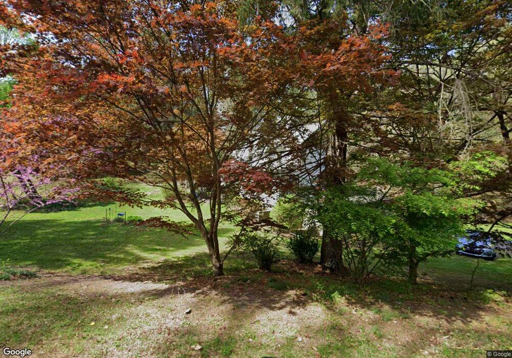 395 Pheasant Rd, Reading, PA 19607 - photo 1