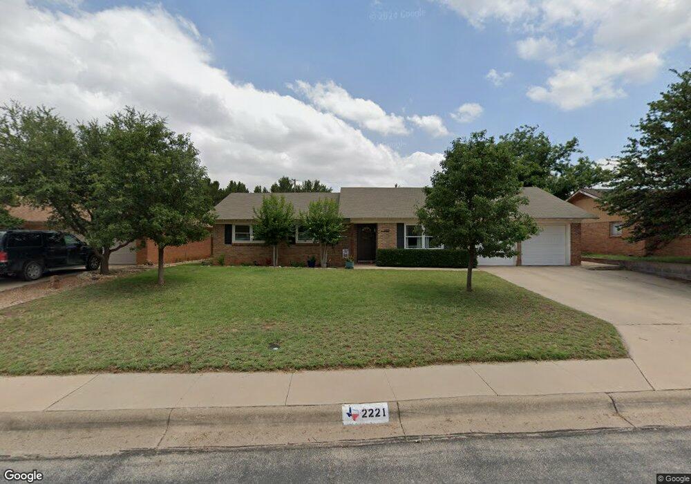 2221 Cimmaron Dr, Midland, TX 79705 - photo 1