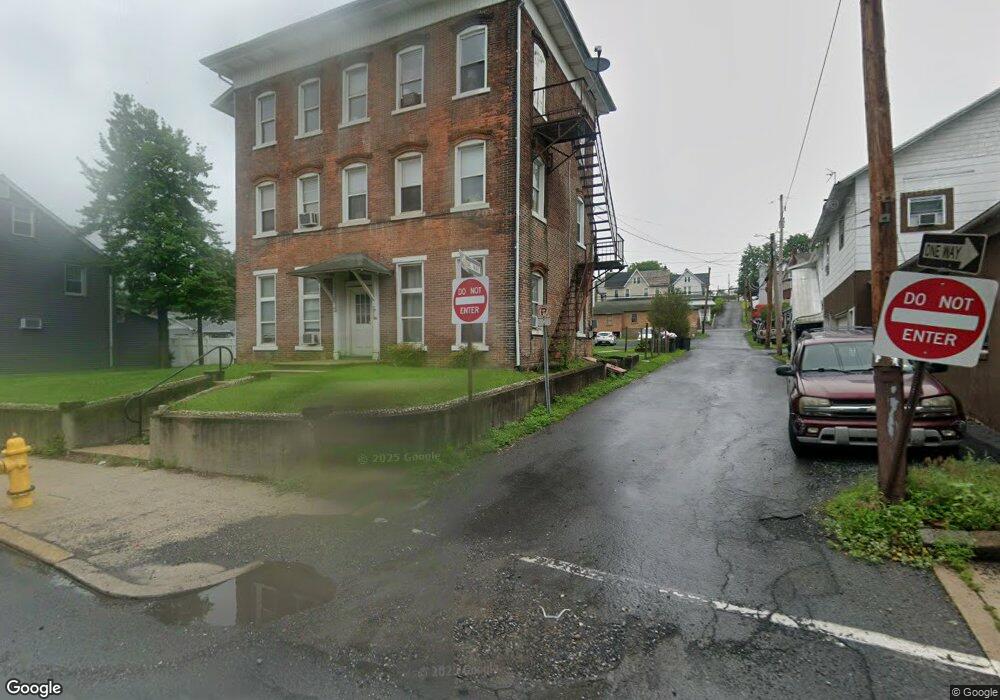 350 Main St unit 3, Slatington, PA 18080 - photo 1