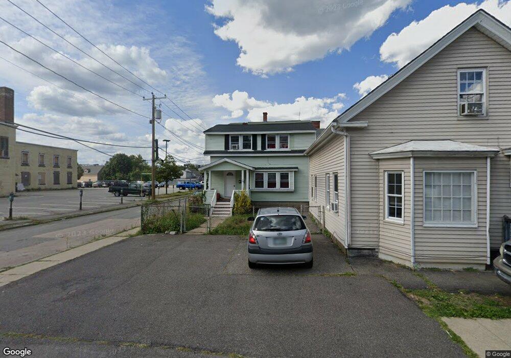 5 1/2 Mulberry St unit 1, Nashua, NH 03060 - photo 1