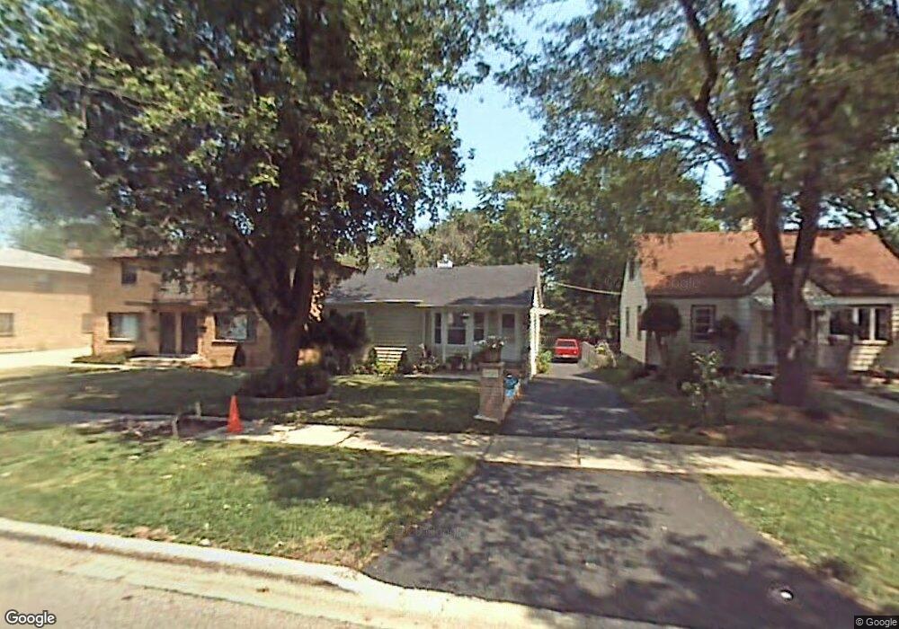 1011 Flossmoor Ave, Waukegan, IL 60085 - photo 1