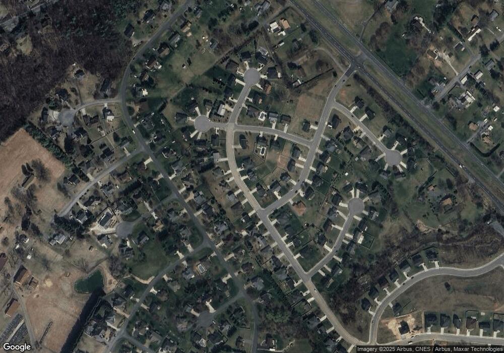 195 Rachel Dr, Penn Laird, VA 22846 - photo 1