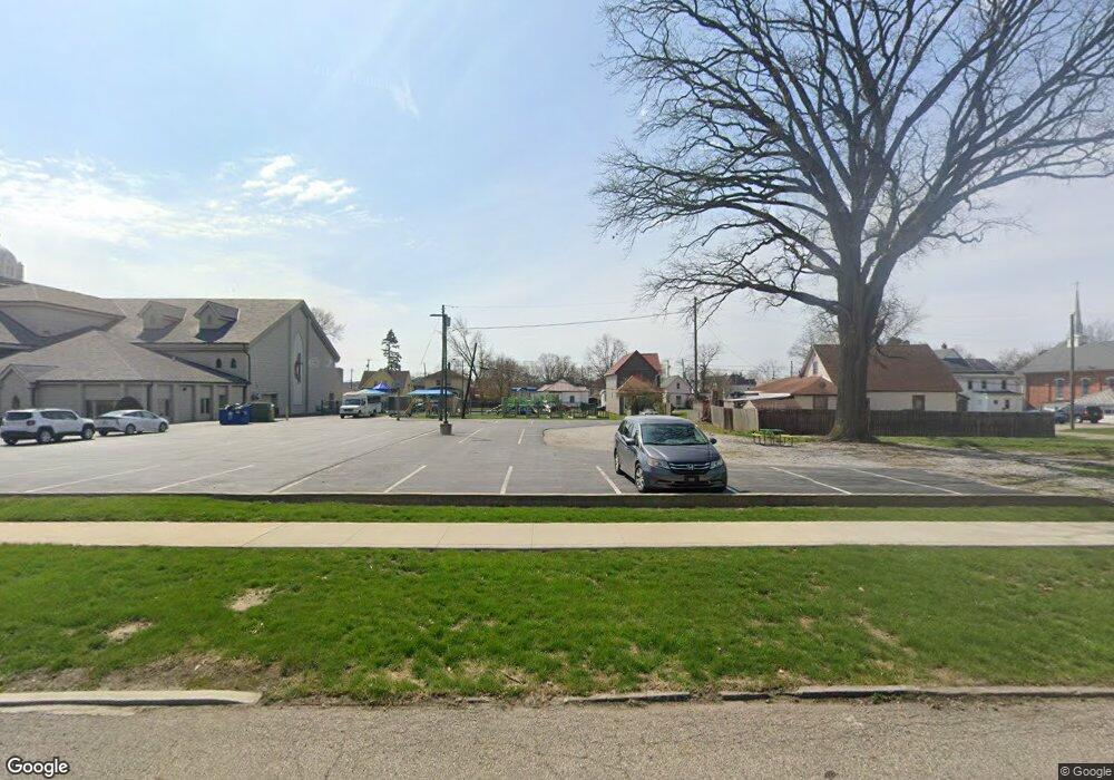 273 W Maple St, Wabash, IN 46992 - photo 1