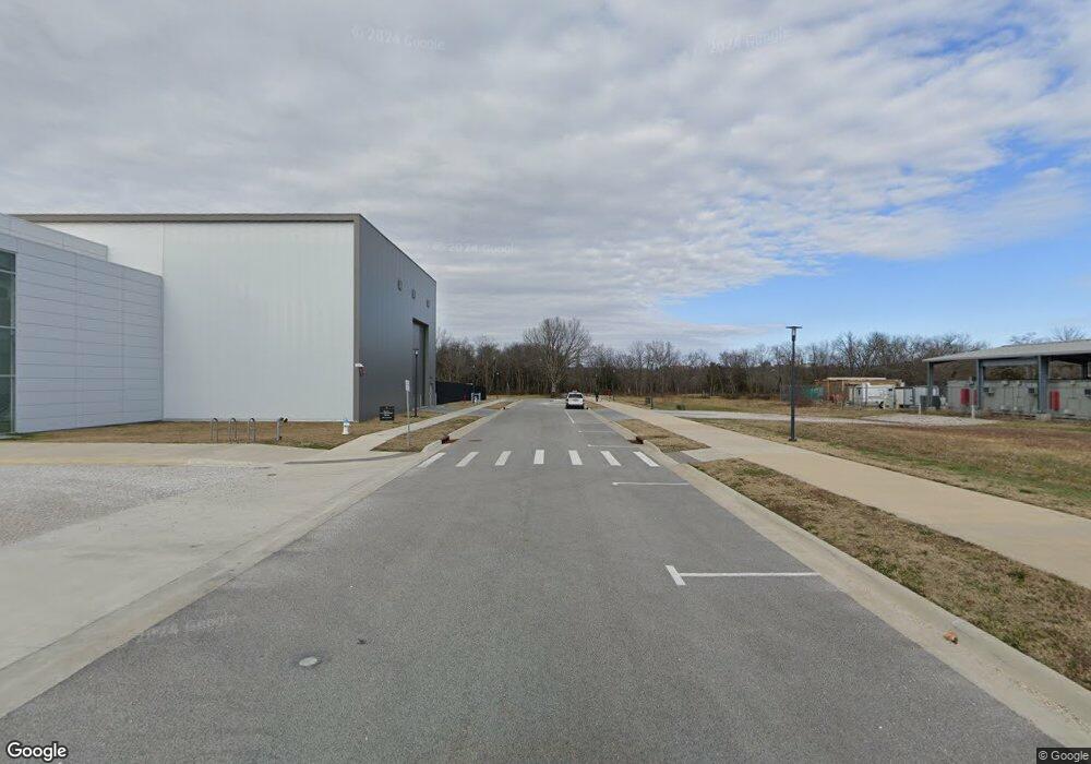 2111 S Laverne Ave, Fayetteville, AR 72701 - photo 1