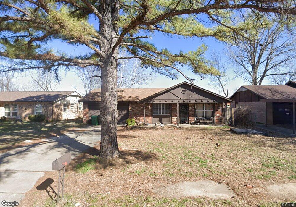 303 Donna St, Sapulpa, OK 74066 - photo 1