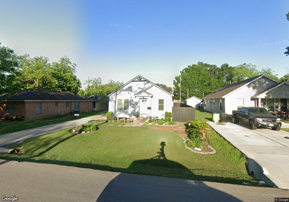 1318 8th St, Rosenberg, TX 77471 - photo 1