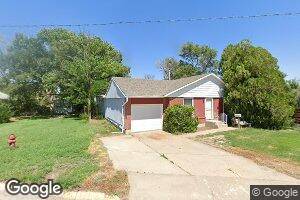 404 N Campbell St, Lakin, KS 67860