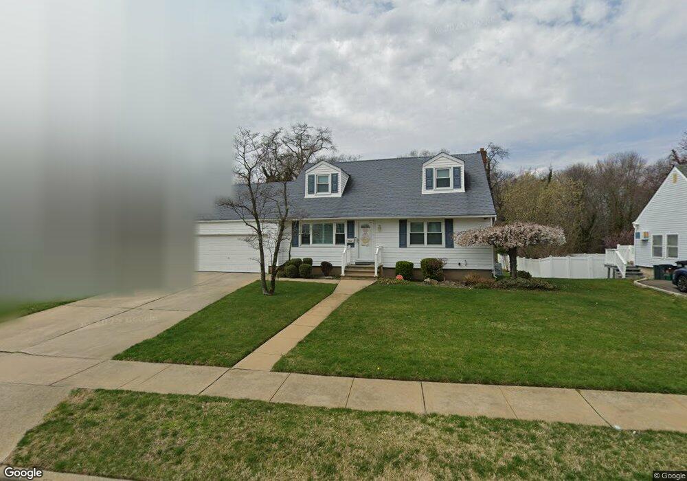 1614 Meadowbrook Rd, Merrick, NY 11566 - photo 1