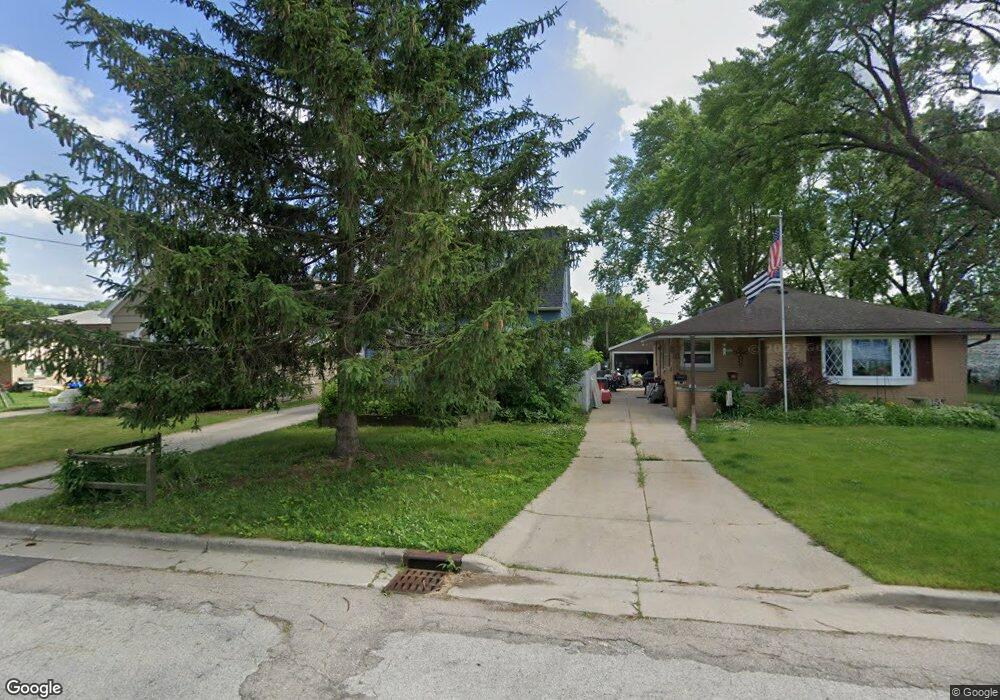 12725 W Courtland Ave, Butler, WI 53007 - photo 1