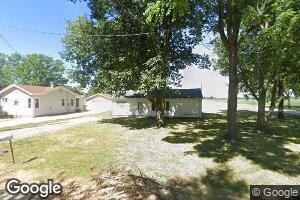 349 Tulip St, Moweaqua, IL 62550
