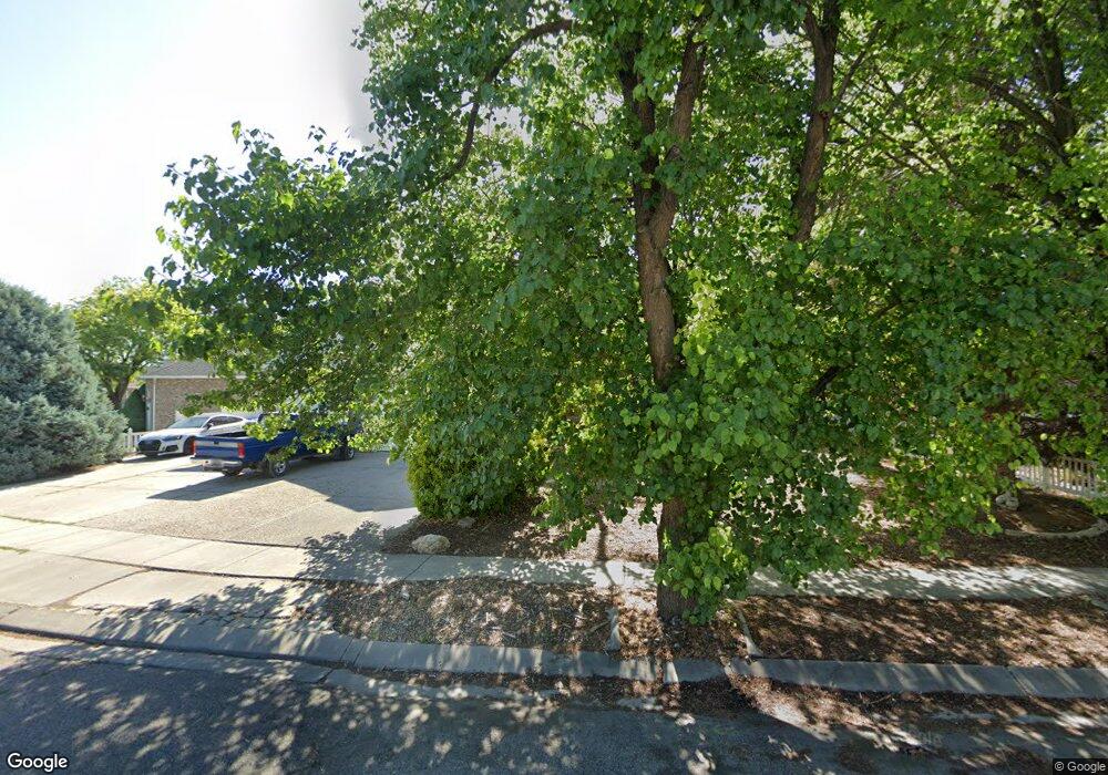 8293 Stratford Ln, West Jordan, UT 84088 - photo 1